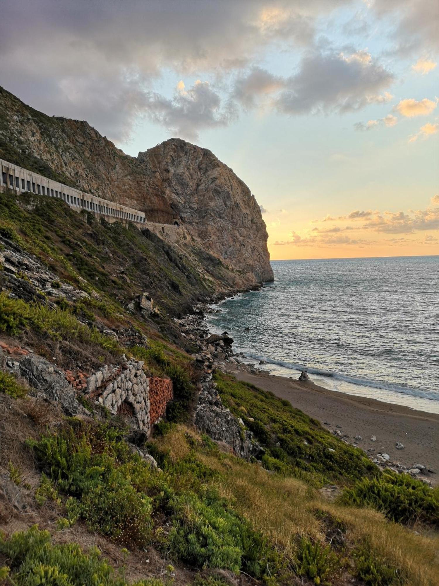 Camping B&B Gioiosa 焦约萨马雷阿 外观 照片