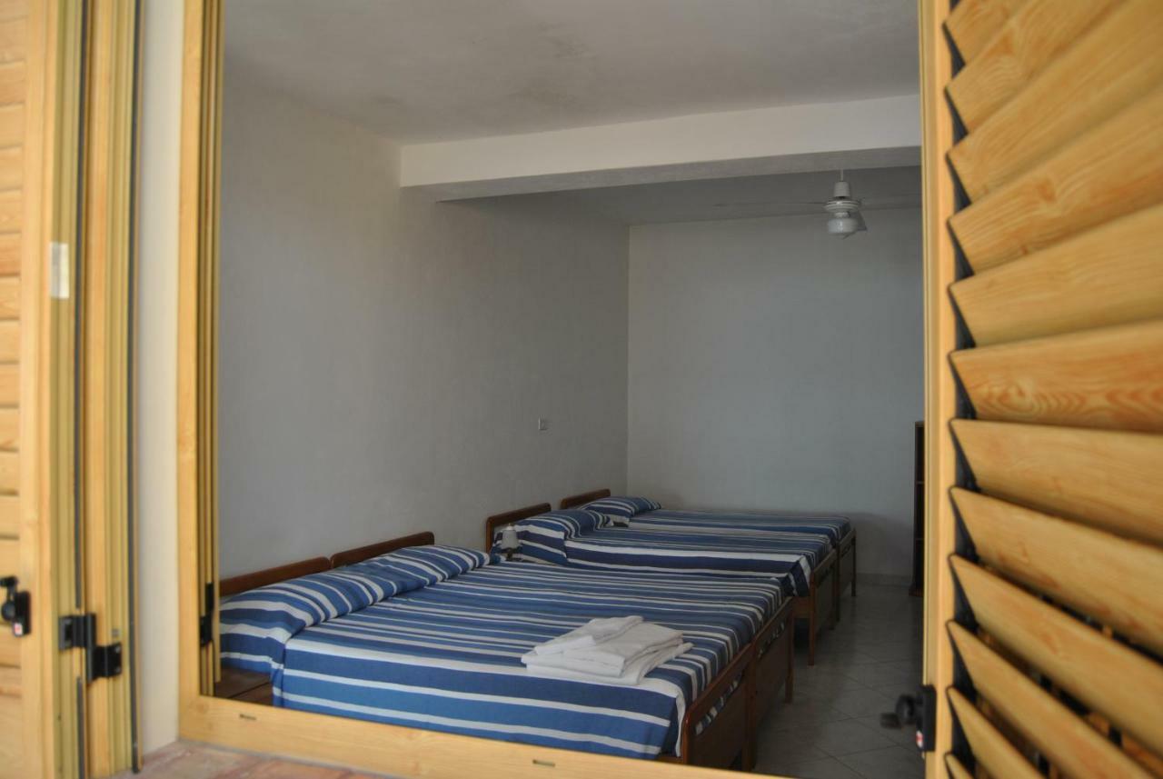 Camping B&B Gioiosa 焦约萨马雷阿 外观 照片